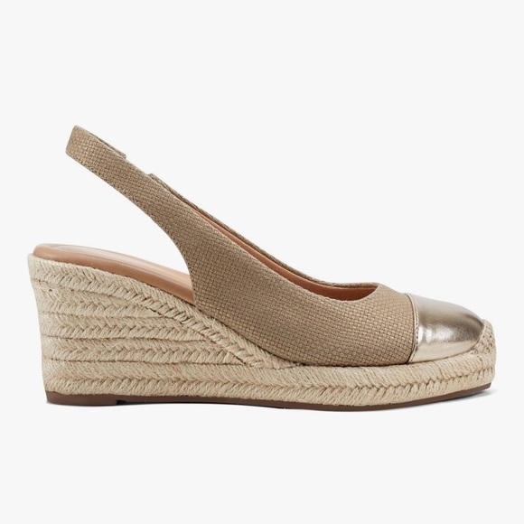 EASY SPIRIT MARGIE NWT Size 8.5M Women's Gold and Tan Wedge Slingbacks - Picture 2 of 8